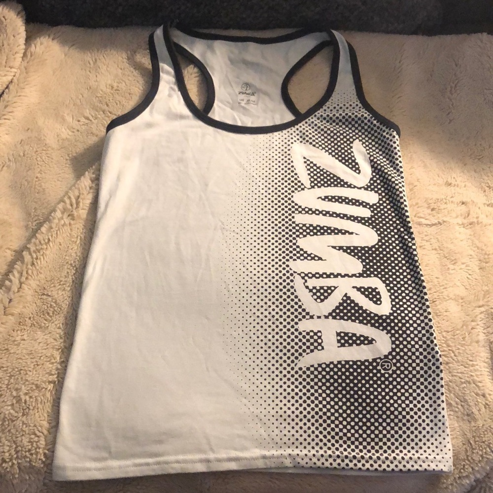 🎉4 for $20 Zumba Wear Tank, size medium